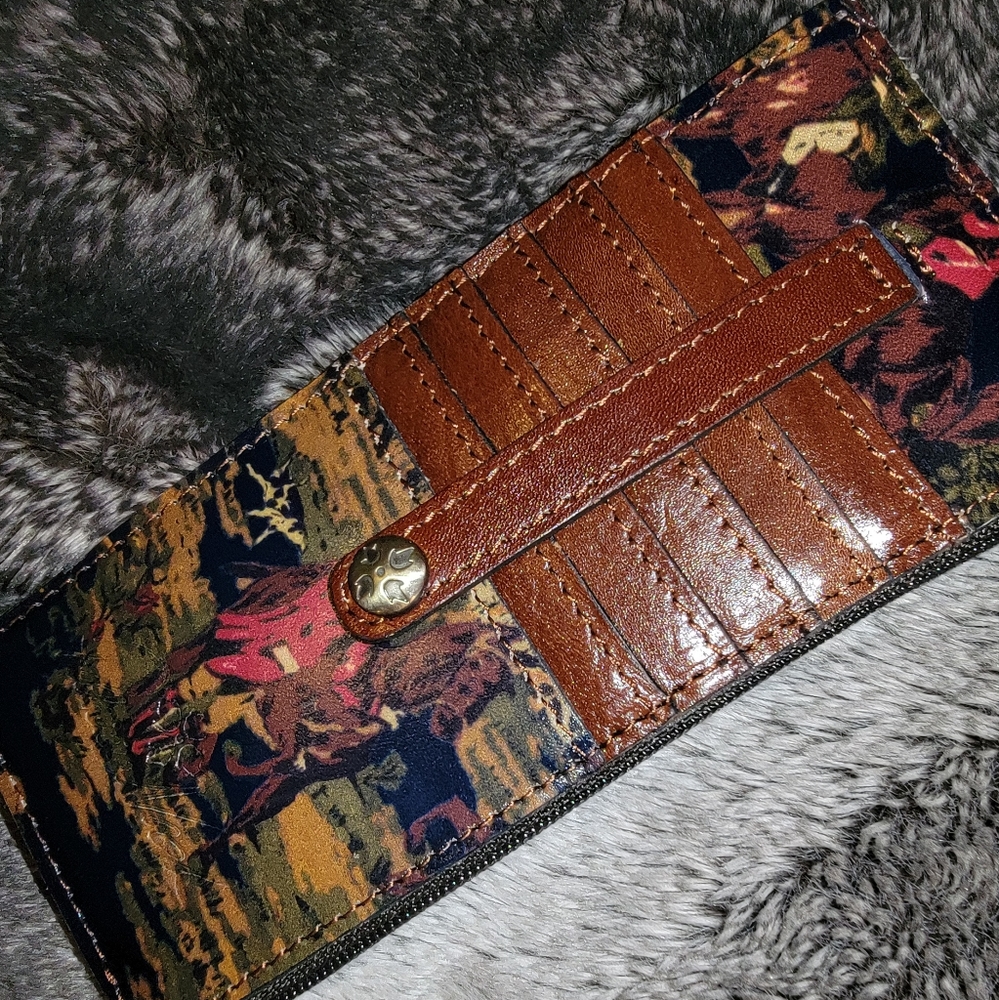 COPY - Nwt Patricia Nash wallet ID holder card new